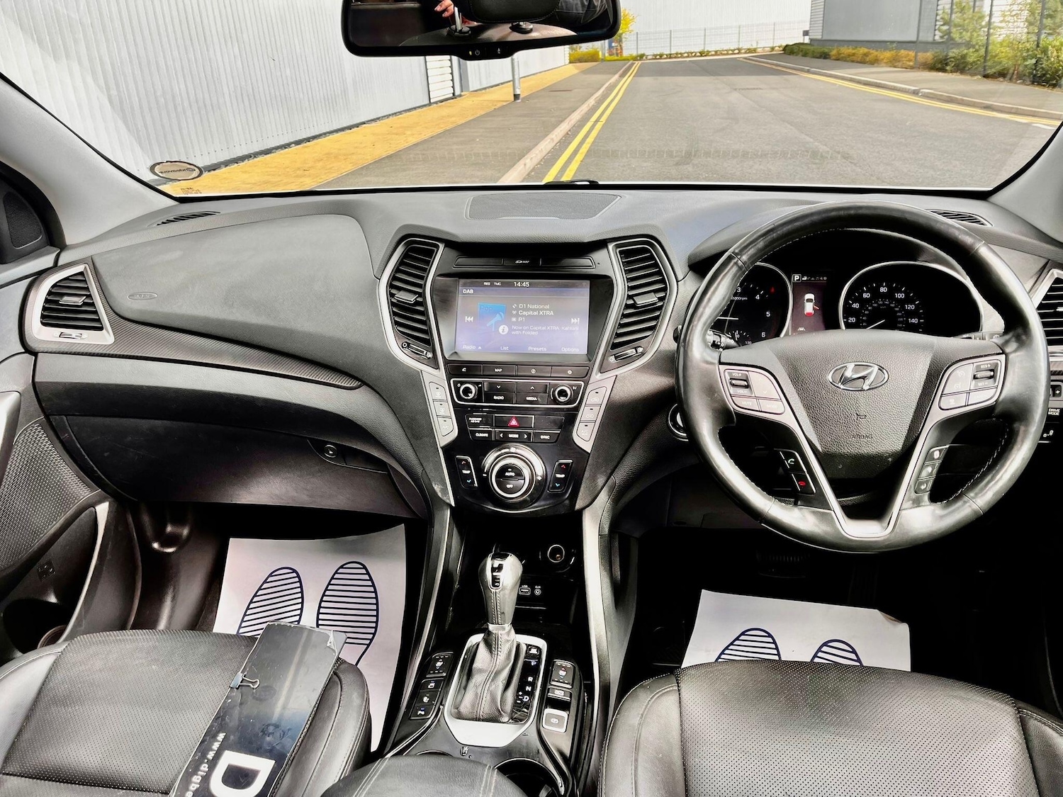 Used Hyundai Santa Fe 2018 for sale - 76031634: Photo 11