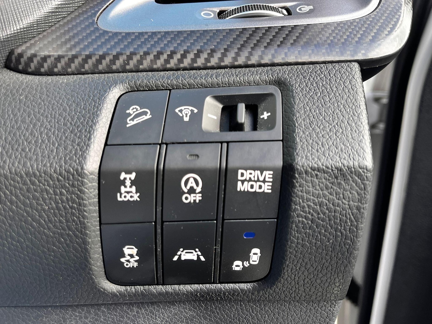 Used Hyundai Santa Fe 2018 for sale - 76031634: Photo 23