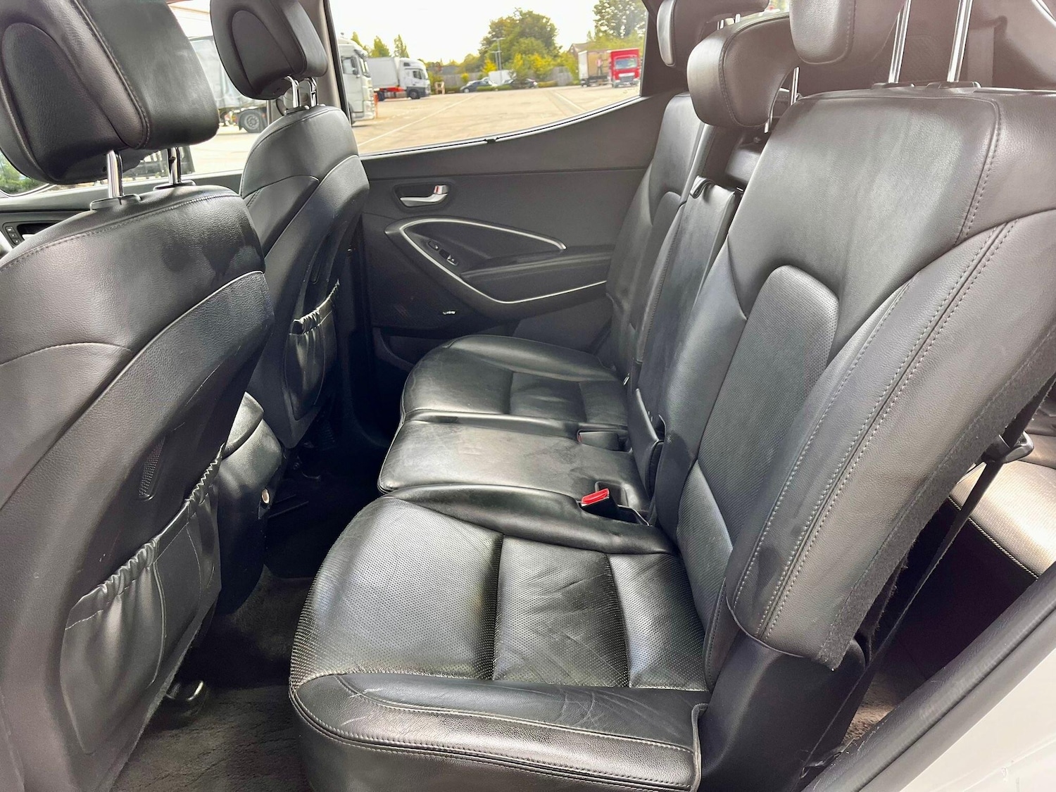 Used Hyundai Santa Fe 2018 for sale - 76031634: Photo 27