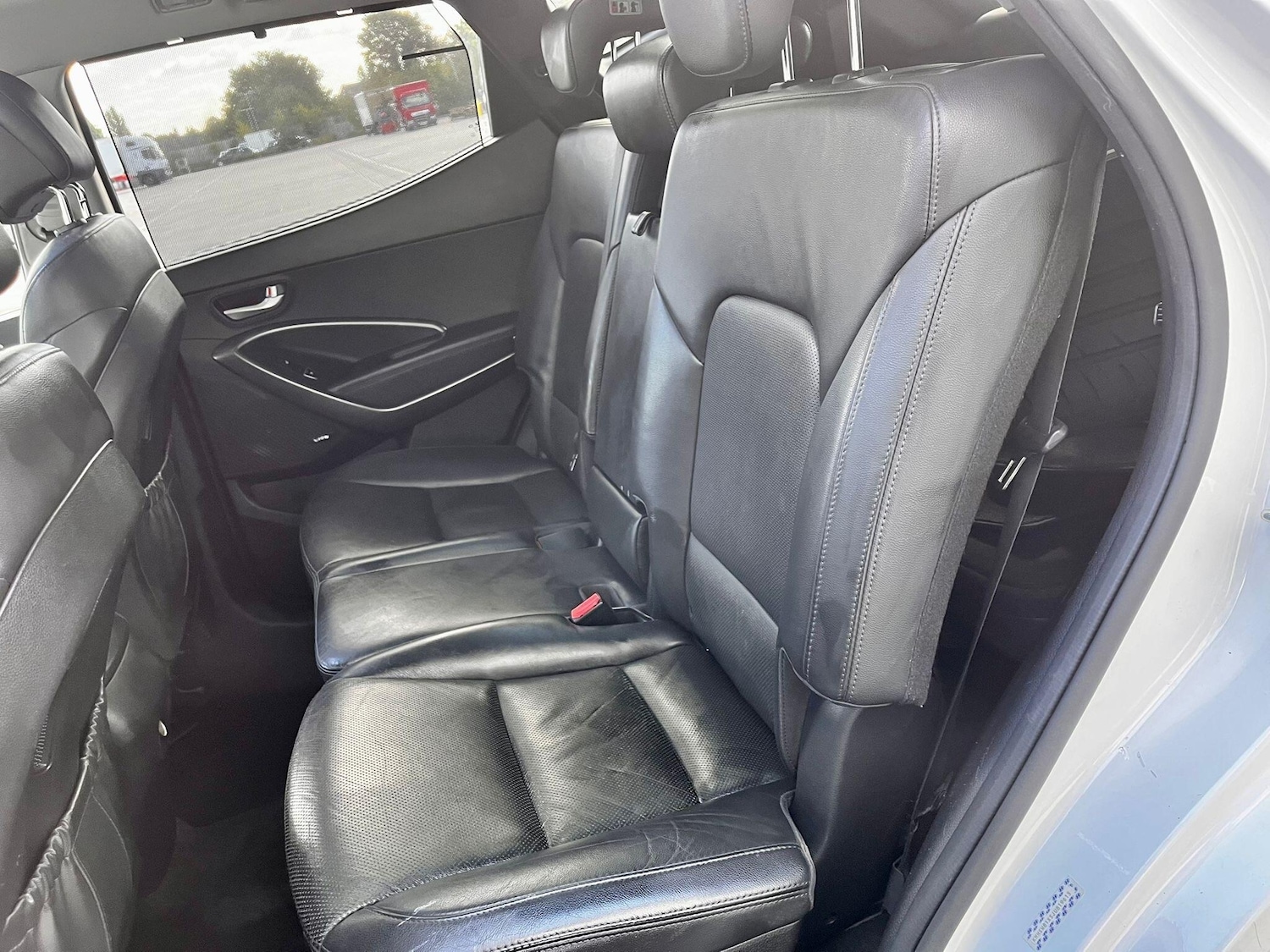 Used Hyundai Santa Fe 2018 for sale - 76031634: Photo 33