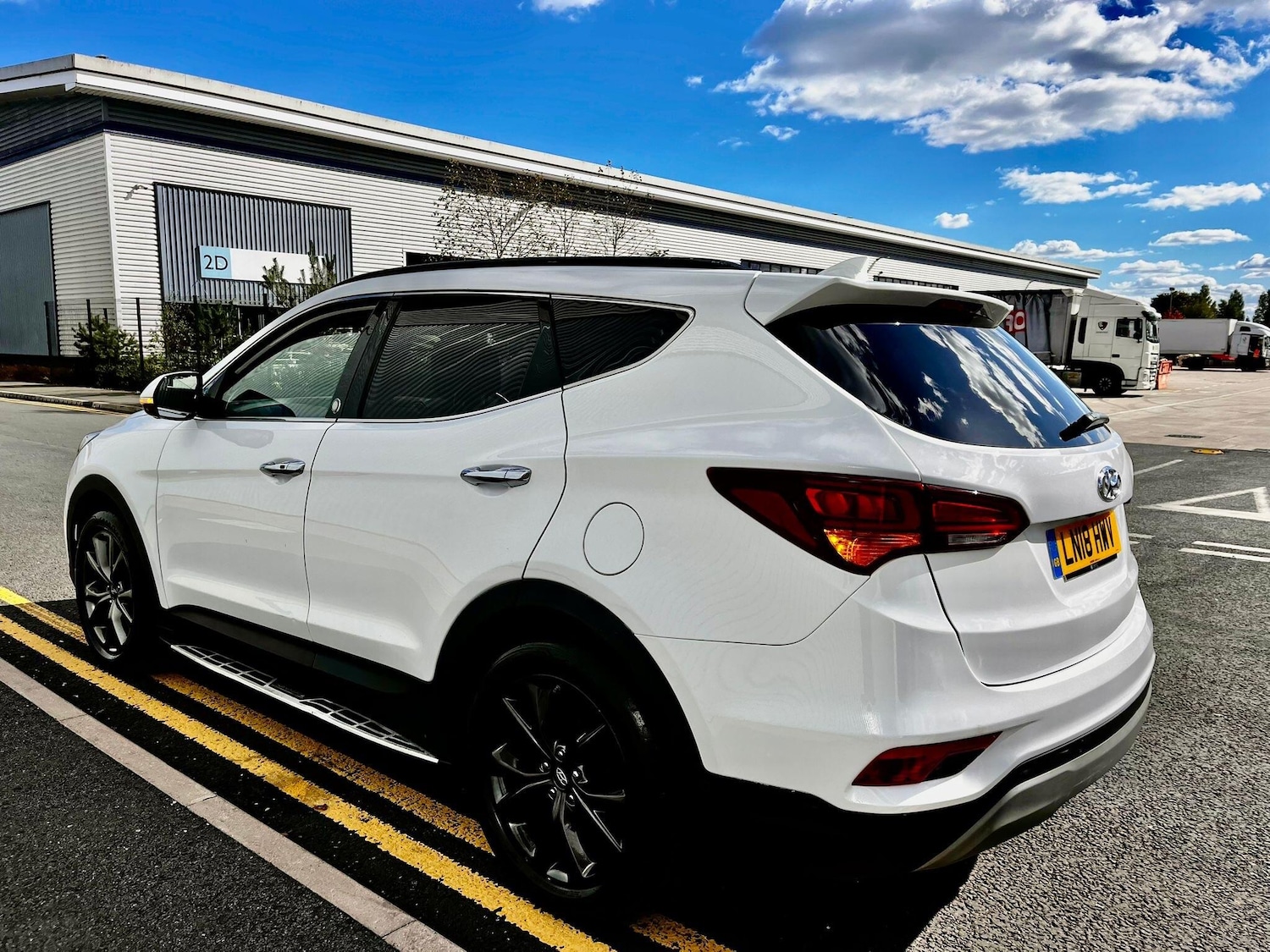 Used Hyundai Santa Fe 2018 for sale - 76031634: Photo 6