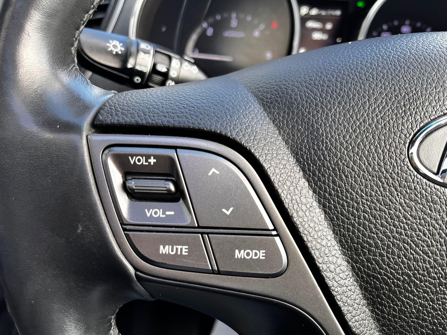 Used Hyundai Santa Fe 2018 for sale - 76031634: Photo 69