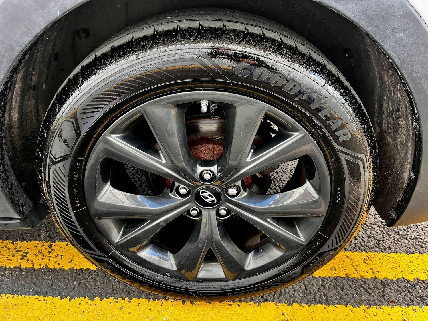 Used Hyundai Santa Fe 2018 for sale - 76031634: Photo 72
