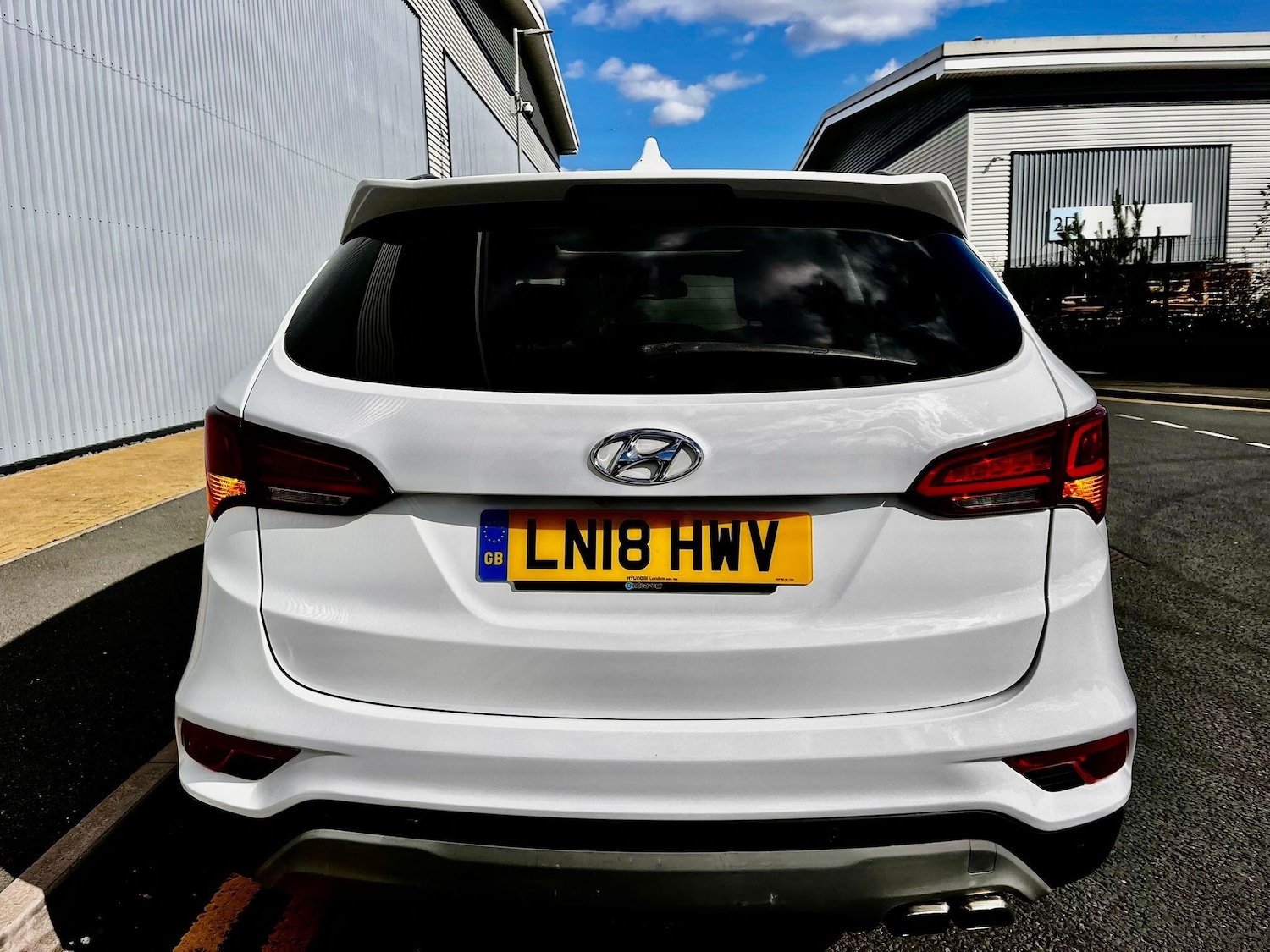 Used Hyundai Santa Fe 2018 for sale - 76031634: Photo 8