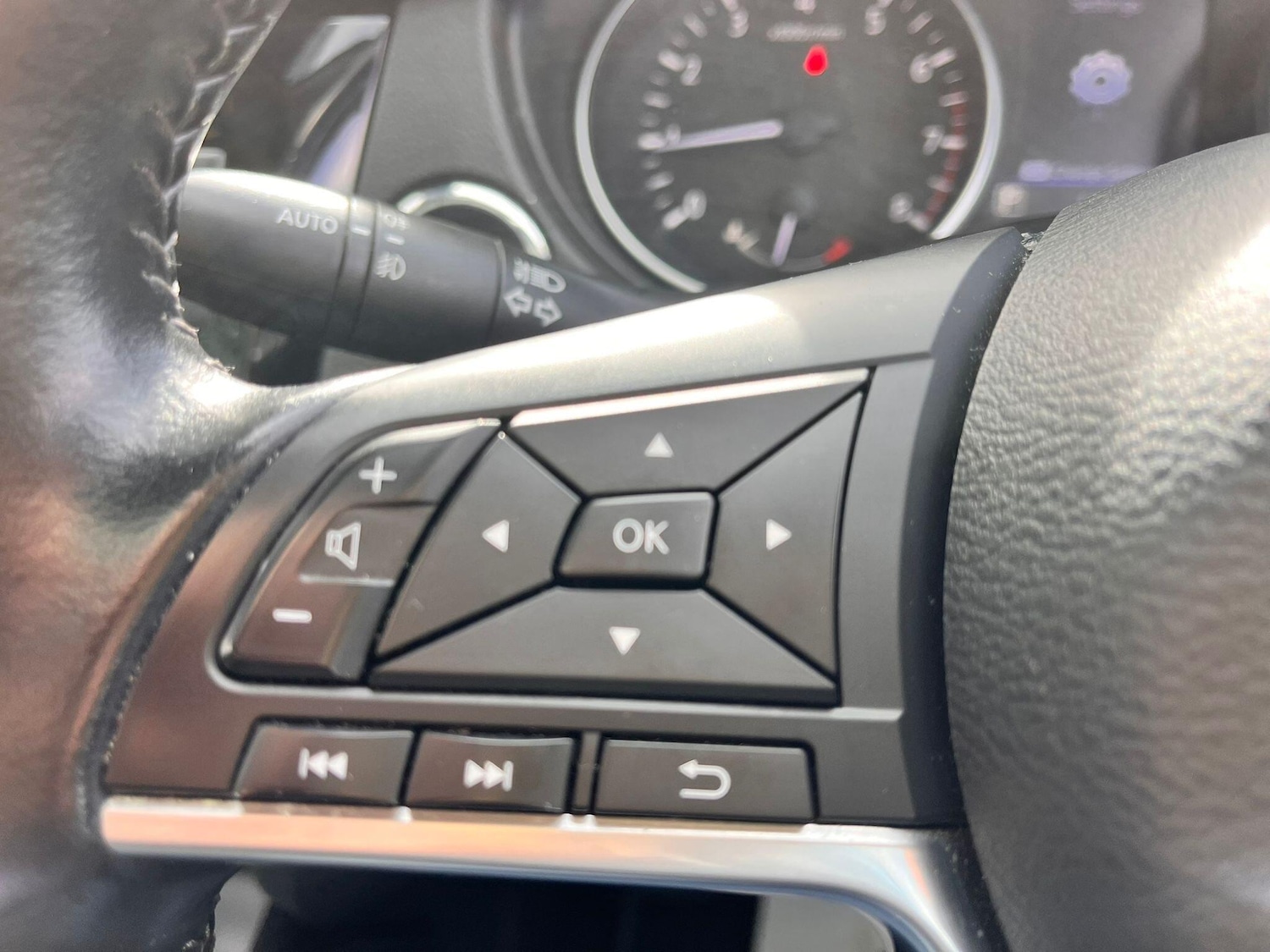 Used Nissan Qashqai for sale - 77883614: Photo 23