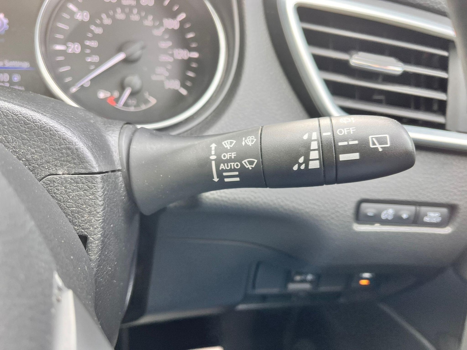 Used Nissan Qashqai for sale - 77883614: Photo 24