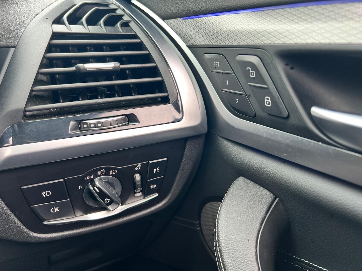 Used BMW X4 2018 for sale - 77883166: Photo 19