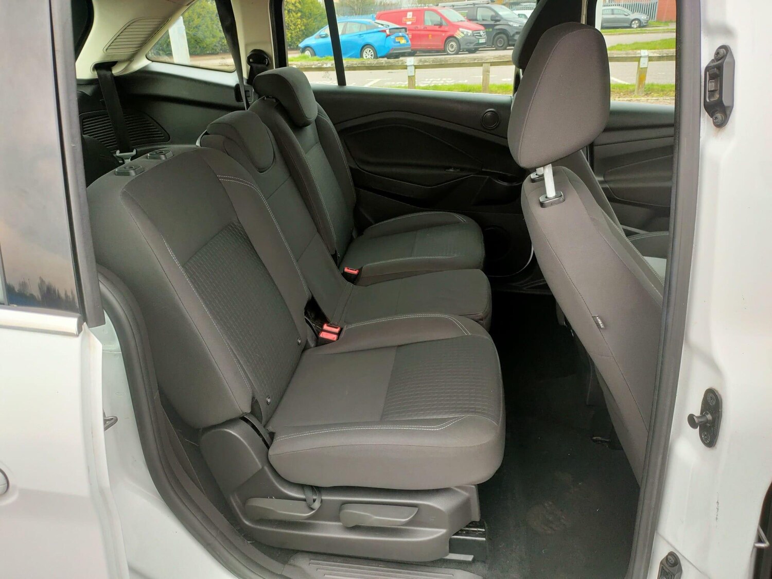 Used Ford Grand C-Max 2017 for sale - 78115176: Photo 24