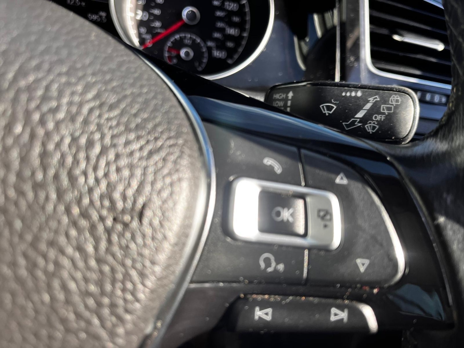 Used Volkswagen Golf 2015 for sale - 76457138: Photo 28