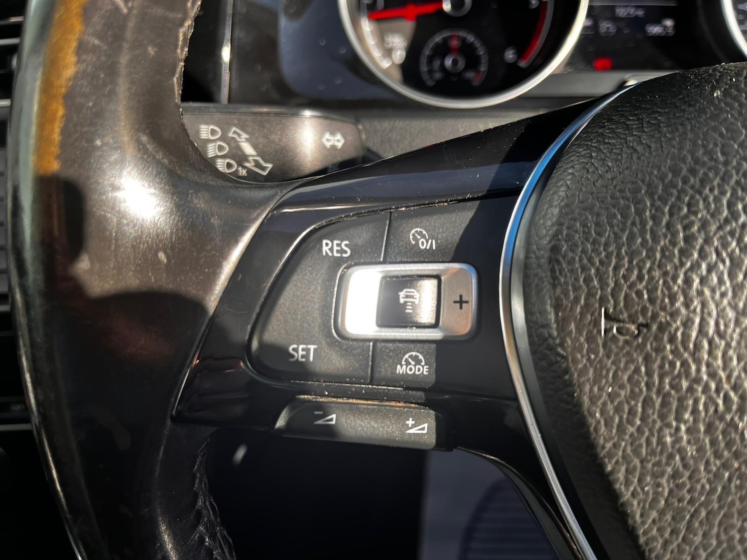 Used Volkswagen Golf 2015 for sale - 76457138: Photo 33