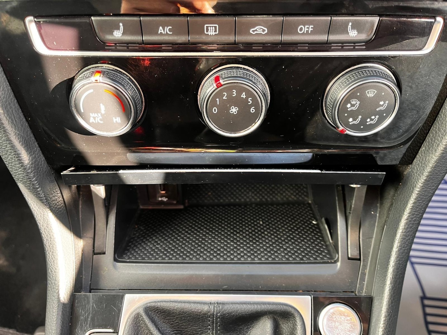 Used Volkswagen Golf 2015 for sale - 76457138: Photo 63