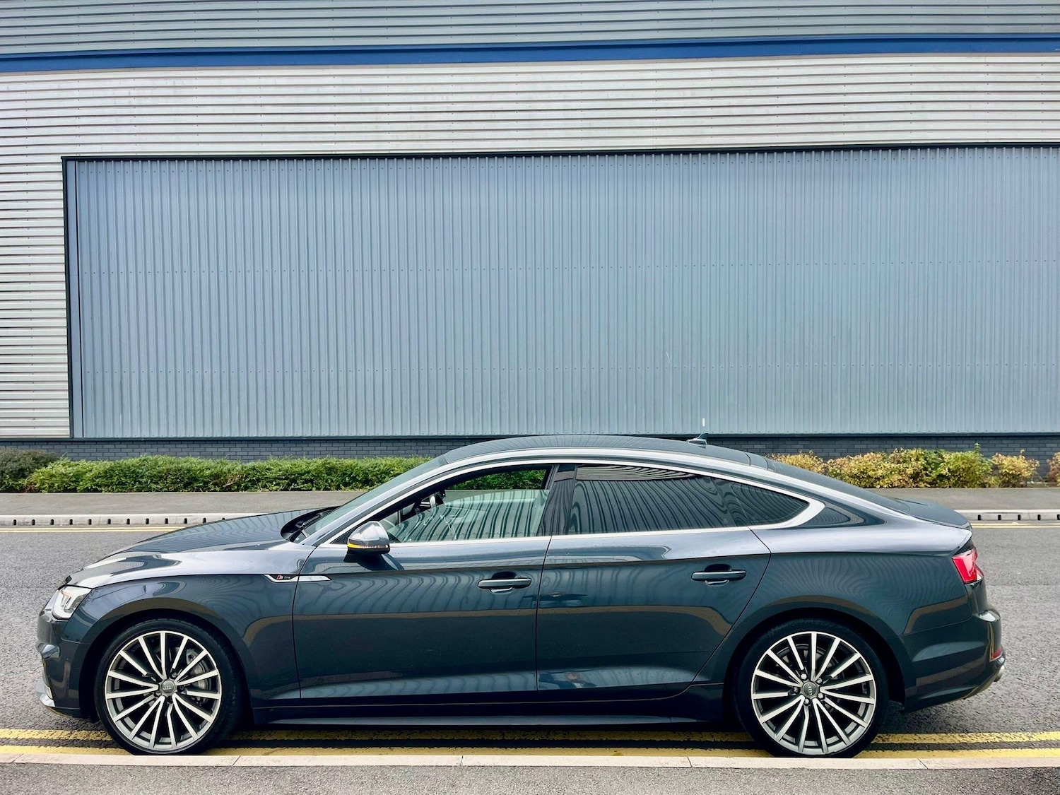 Used Audi A5 2017 for sale - 76152828: Photo 4