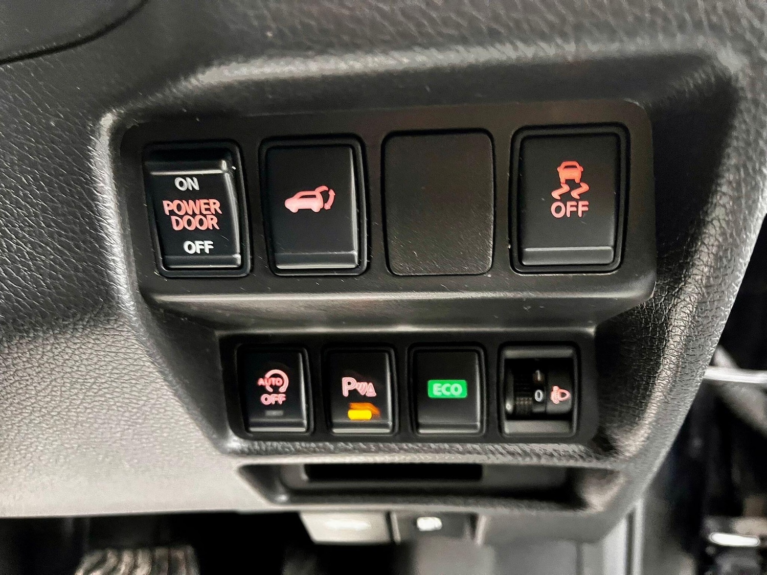 Used Nissan X-Trail 2016 for sale - 77279527: Photo 30