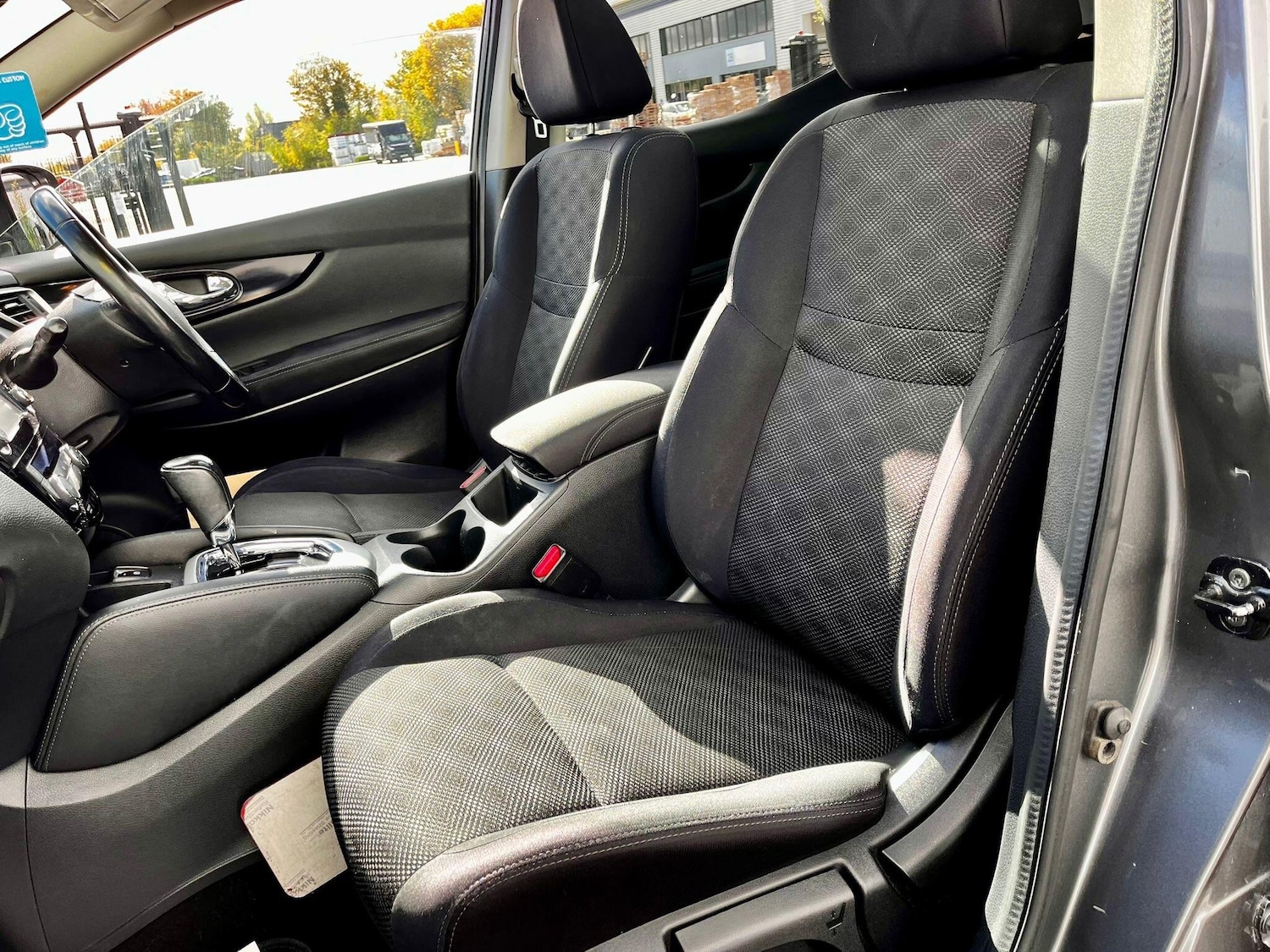 Used Nissan Qashqai 2016 for sale - 76389227: Photo 15