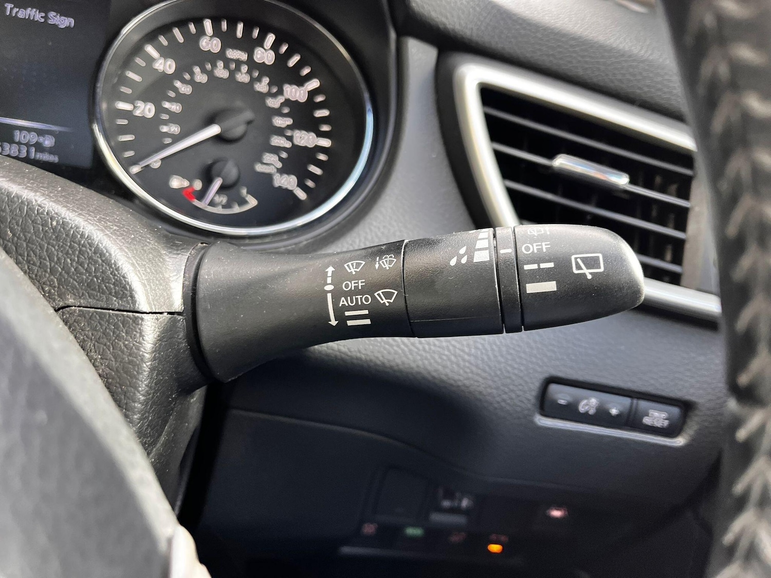 Used Nissan Qashqai 2016 for sale - 76389227: Photo 20