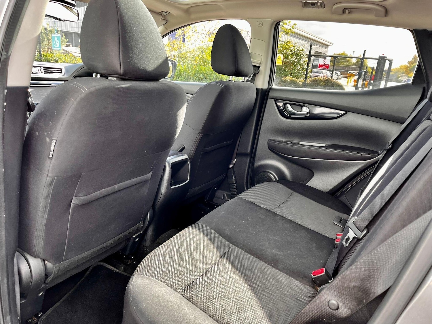 Used Nissan Qashqai 2016 for sale - 76389227: Photo 39