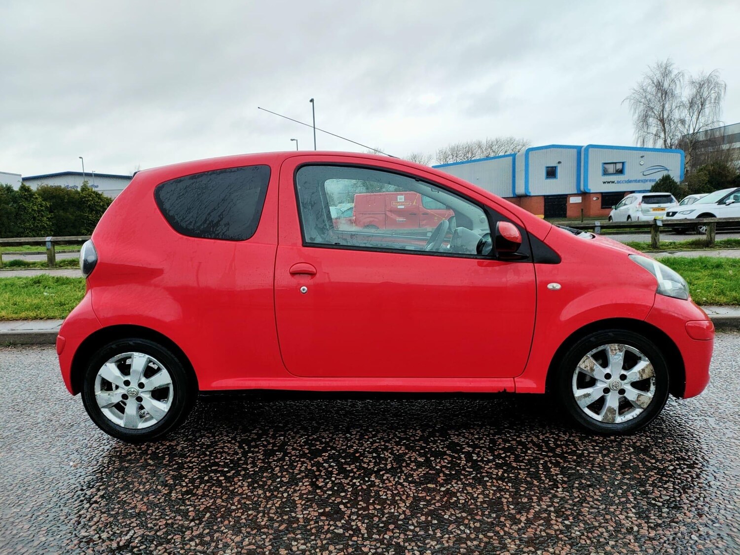 Used Toyota AYGO for sale - 77484086: Photo 11