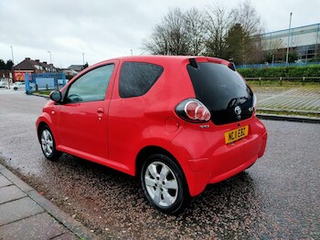 Used Toyota AYGO 2011 for sale - 77484086: Photo