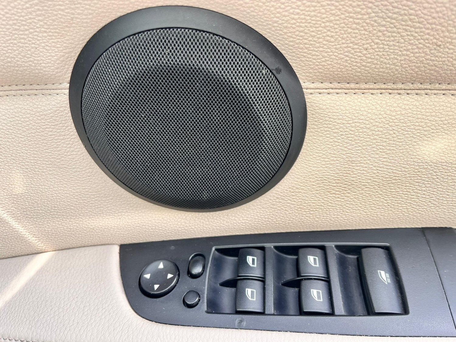 Used BMW 3 Series 2012 for sale - 77671304: Photo 12