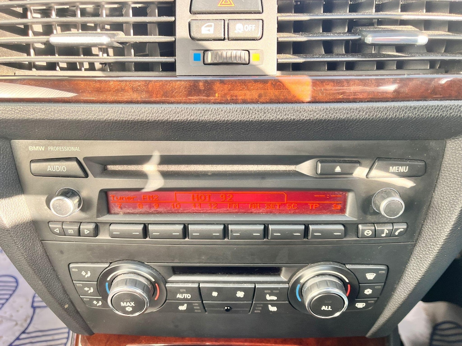 Used BMW 3 Series 2012 for sale - 77671304: Photo 31