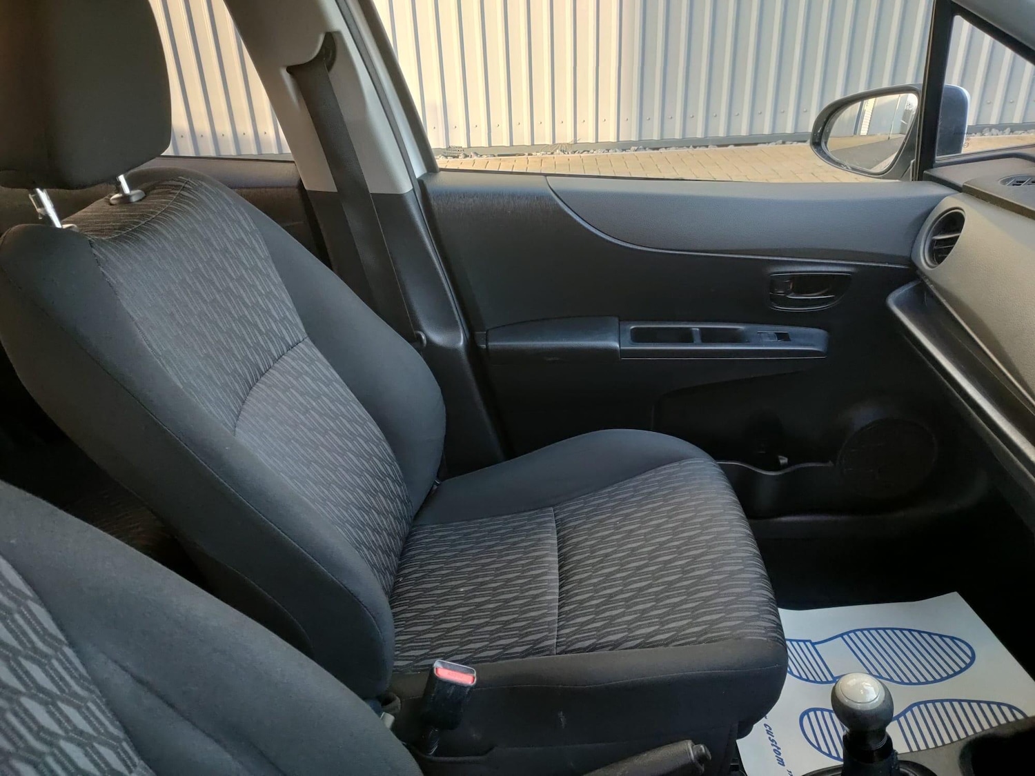 Used Toyota Yaris for sale - 77279073: Photo 31