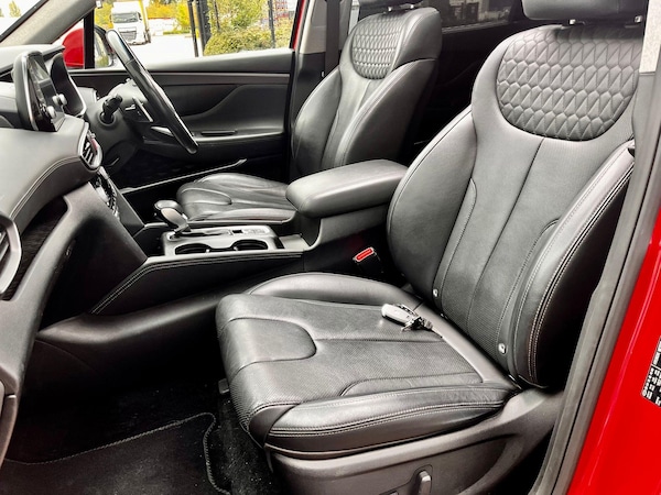 Used Hyundai Santa Fe 2018 for sale - 76315034: Photo 15