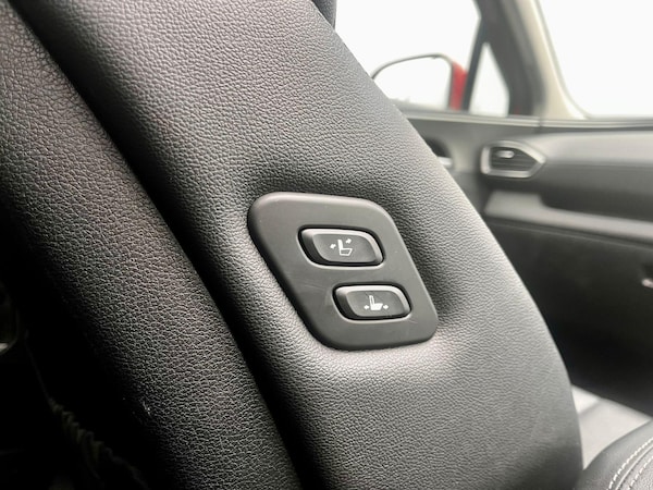 Used Hyundai Santa Fe 2018 for sale - 76315034: Photo 28