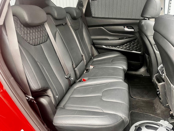 Used Hyundai Santa Fe 2018 for sale - 76315034: Photo 35