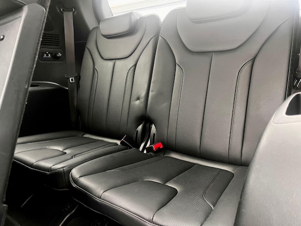 Used Hyundai Santa Fe 2018 for sale - 76315034: Photo 40