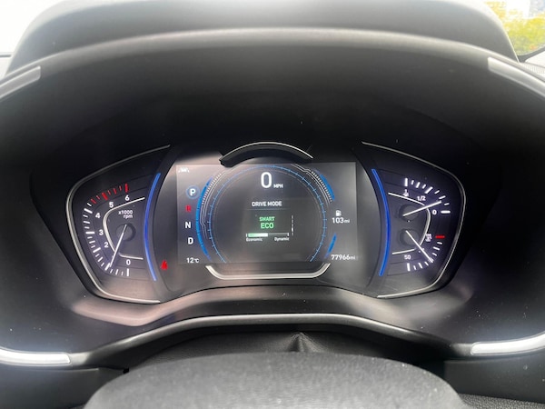 Used Hyundai Santa Fe 2018 for sale - 76315034: Photo 46
