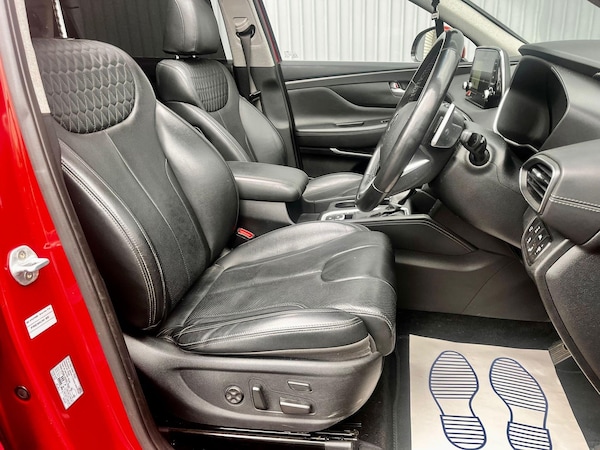 Used Hyundai Santa Fe 2018 for sale - 76315034: Photo 9