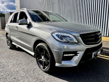 Used Mercedes-Benz M Class 2015 for sale - 76988475: Photo