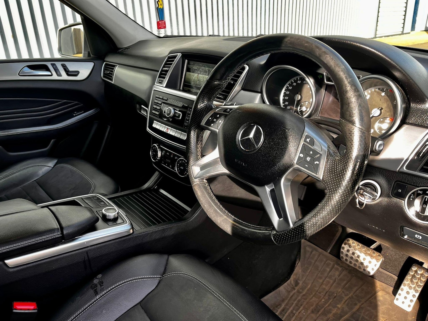 Used Mercedes-Benz M Class 2015 for sale - 76988475: Photo 29