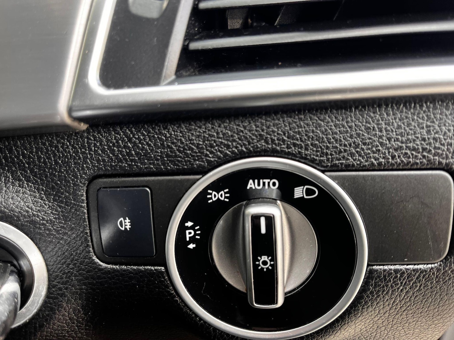 Used Mercedes-Benz M Class 2015 for sale - 76988475: Photo 35