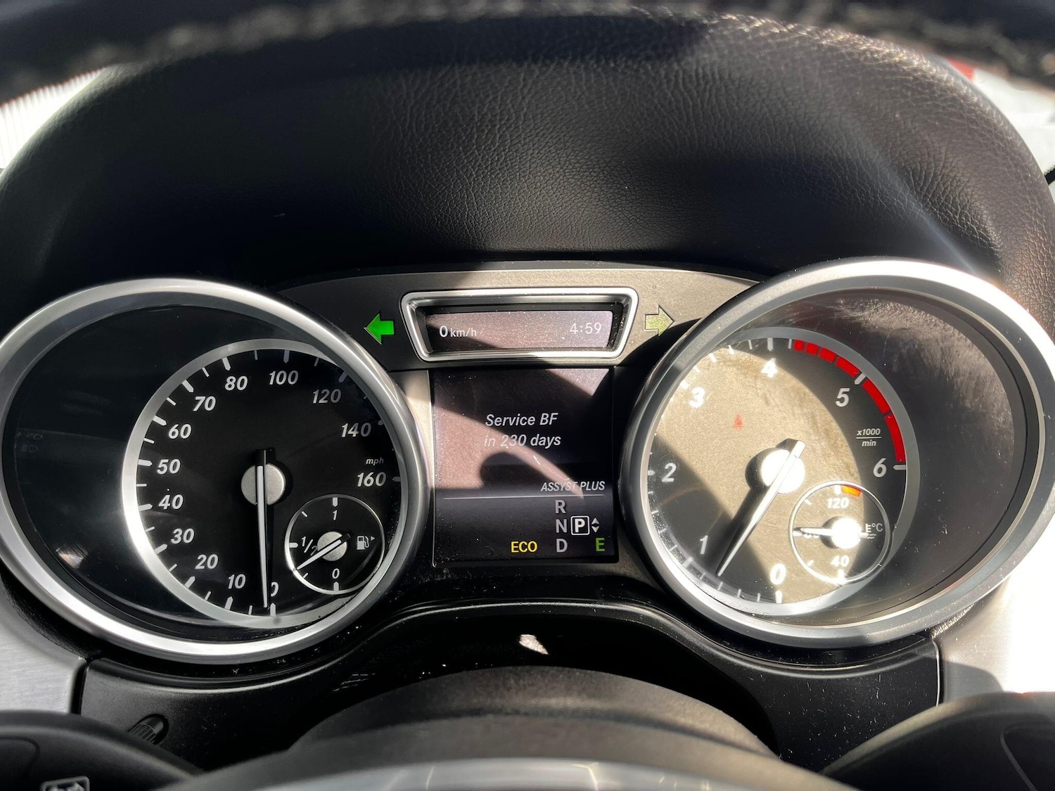 Used Mercedes-Benz M Class 2015 for sale - 76988475: Photo 43