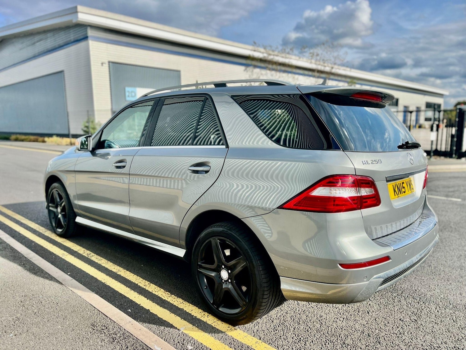 Used Mercedes-Benz M Class 2015 for sale - 76988475: Photo 5