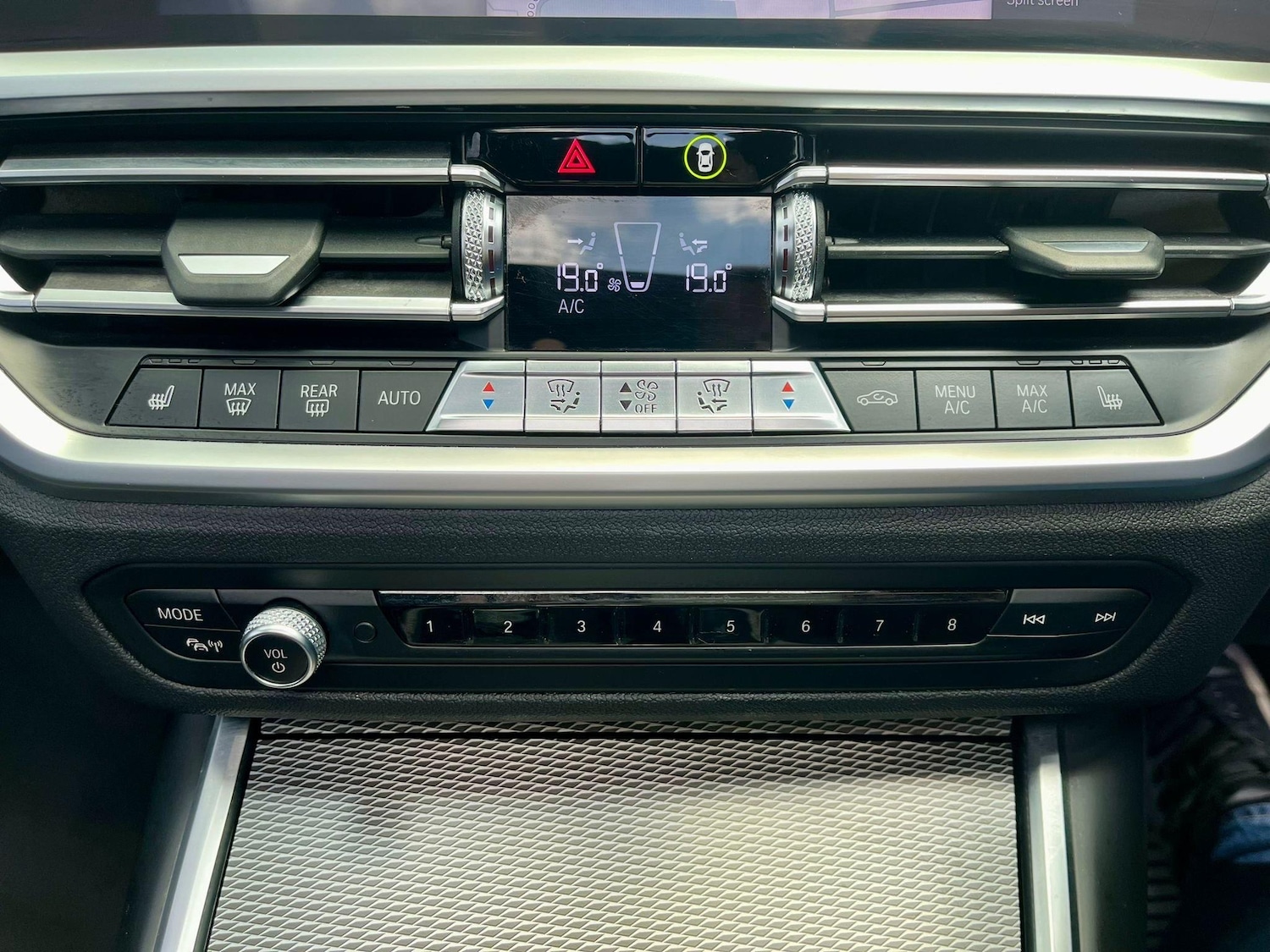 Used BMW 3 Series 2019 for sale - 76666657: Photo 29