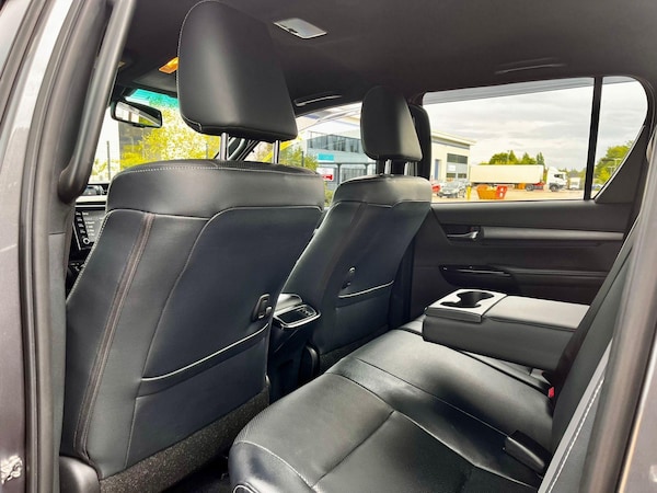 Used Toyota Hilux 2023 for sale - 75257951: Photo 18