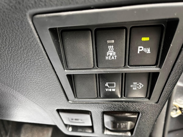 Used Toyota Hilux 2023 for sale - 75257951: Photo 22