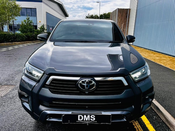 Used Toyota Hilux 2023 for sale - 75257951: Photo 3