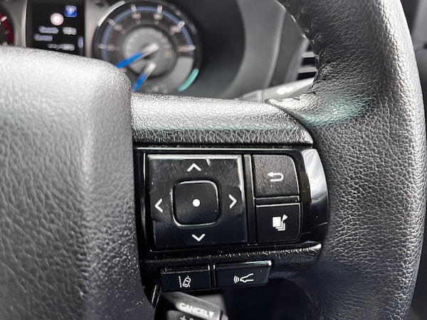 Used Toyota Hilux 2023 for sale - 75257951: Photo 50