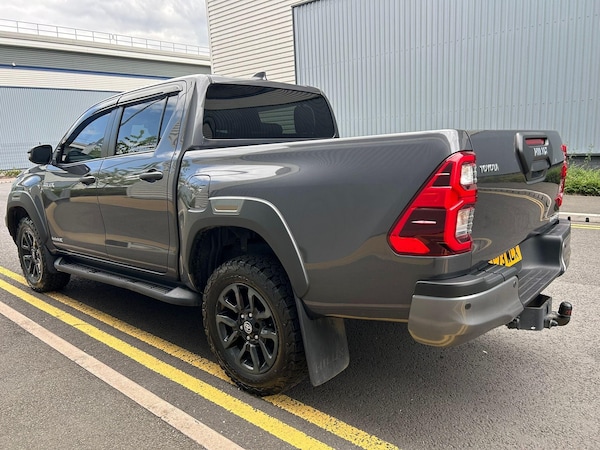 Used Toyota Hilux 2023 for sale - 75257951: Photo 6