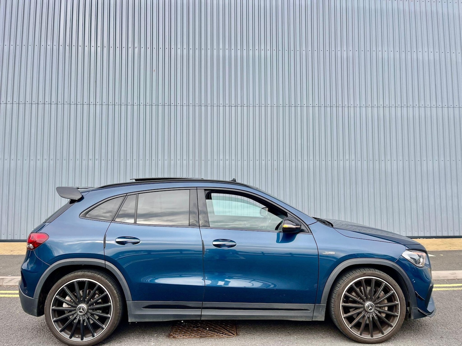 Used Mercedes-Benz GLA 2023 for sale - 76337651: Photo 11