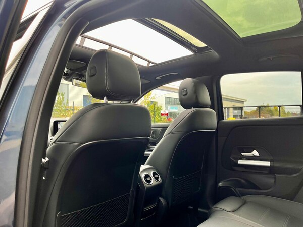 Used Mercedes-Benz GLA 2023 for sale - 76337651: Photo 17