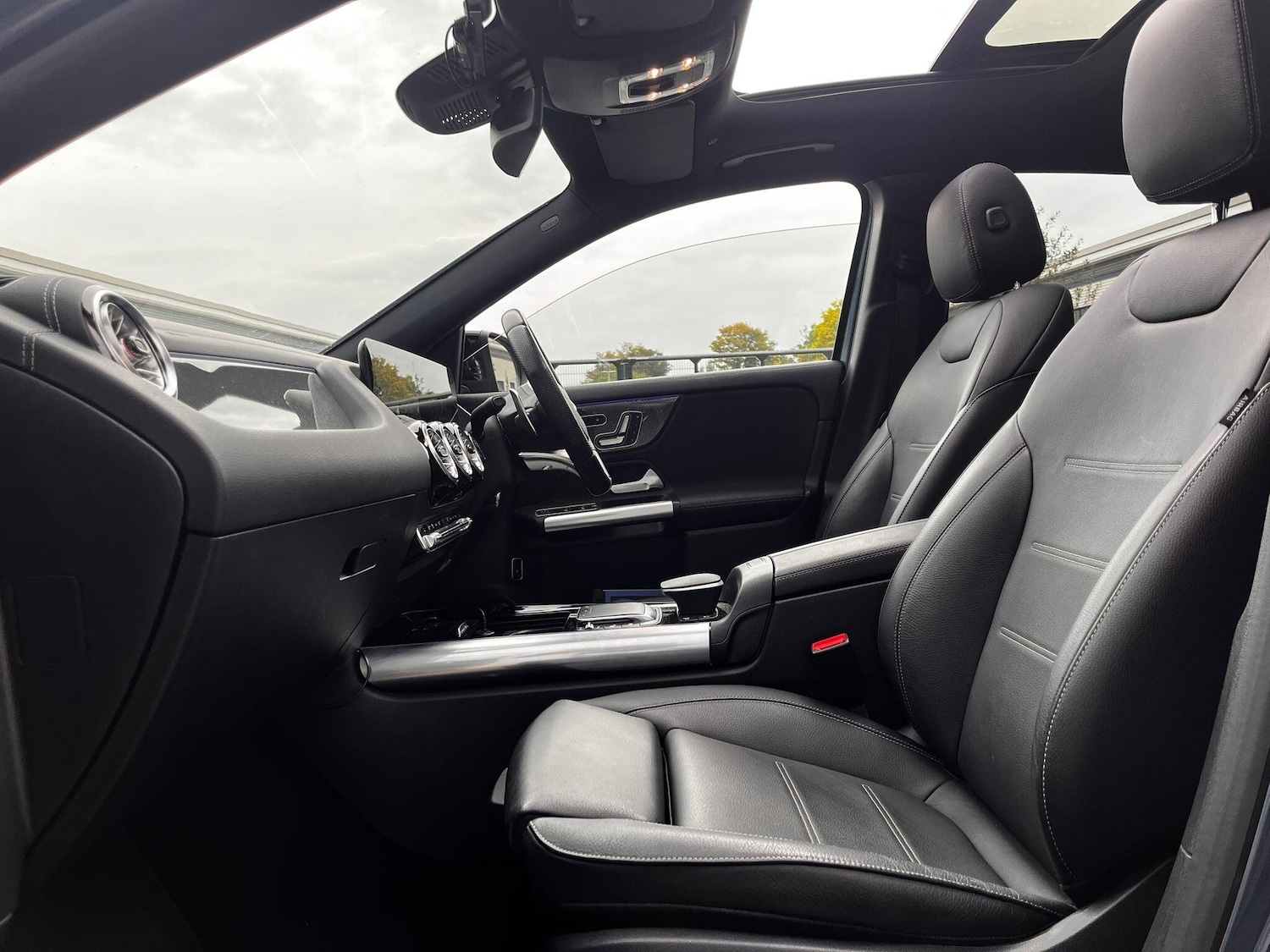 Used Mercedes-Benz GLA 2023 for sale - 76337651: Photo 74