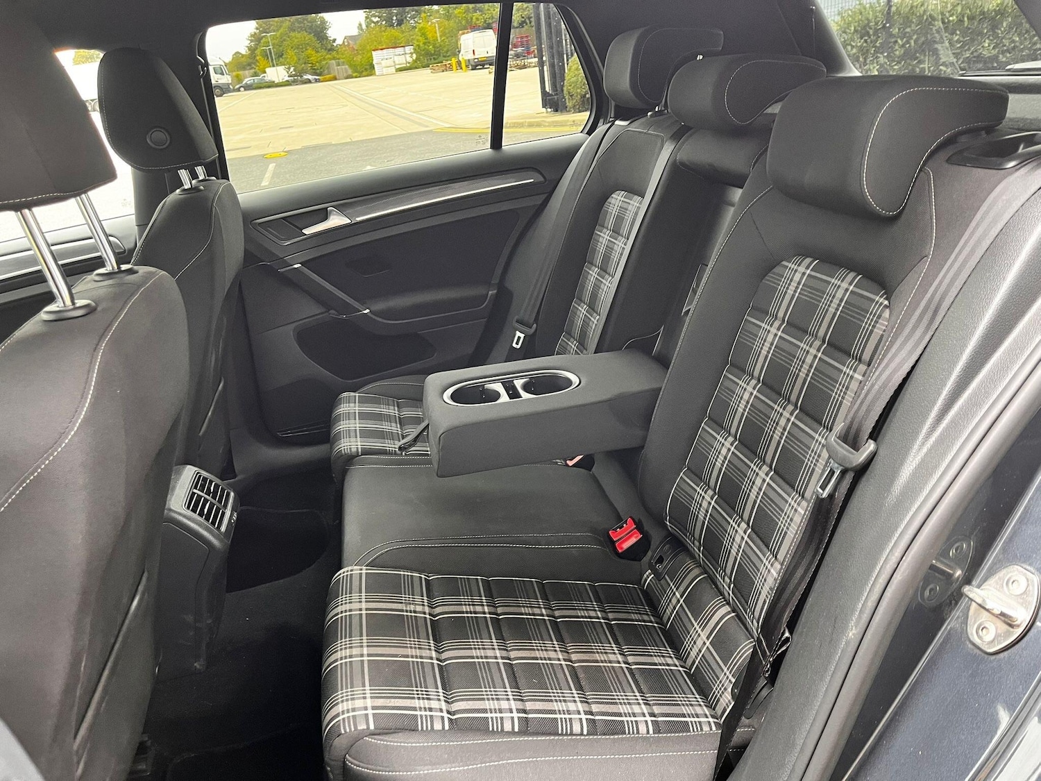 Used Volkswagen Golf 2018 for sale - 76992141: Photo 17