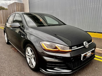 Used Volkswagen Golf 2018 for sale - 76992141: Photo