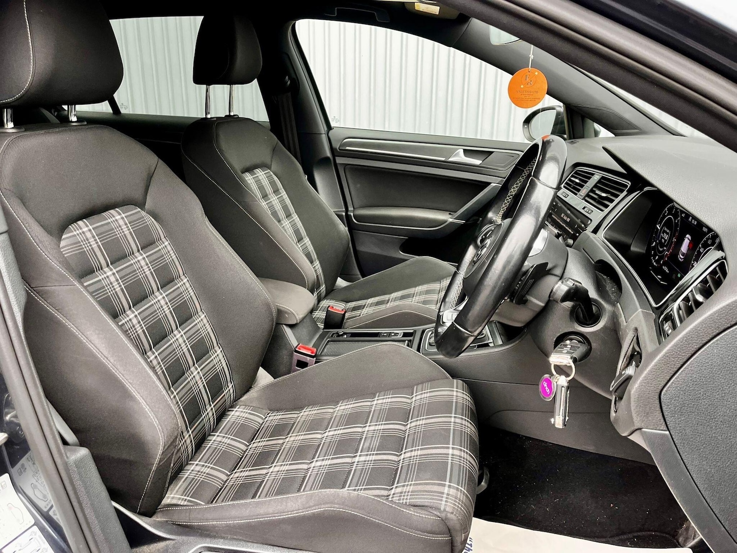 Used Volkswagen Golf 2018 for sale - 76992141: Photo 26