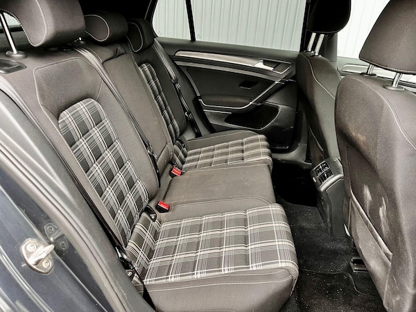 Used Volkswagen Golf 2018 for sale - 76099270: Photo 12