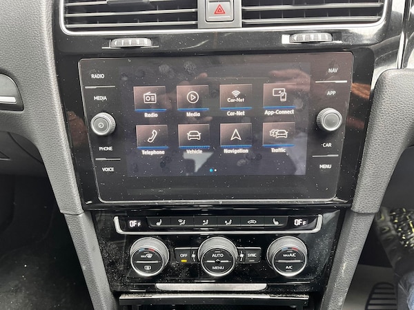 Used Volkswagen Golf 2018 for sale - 76099270: Photo 38